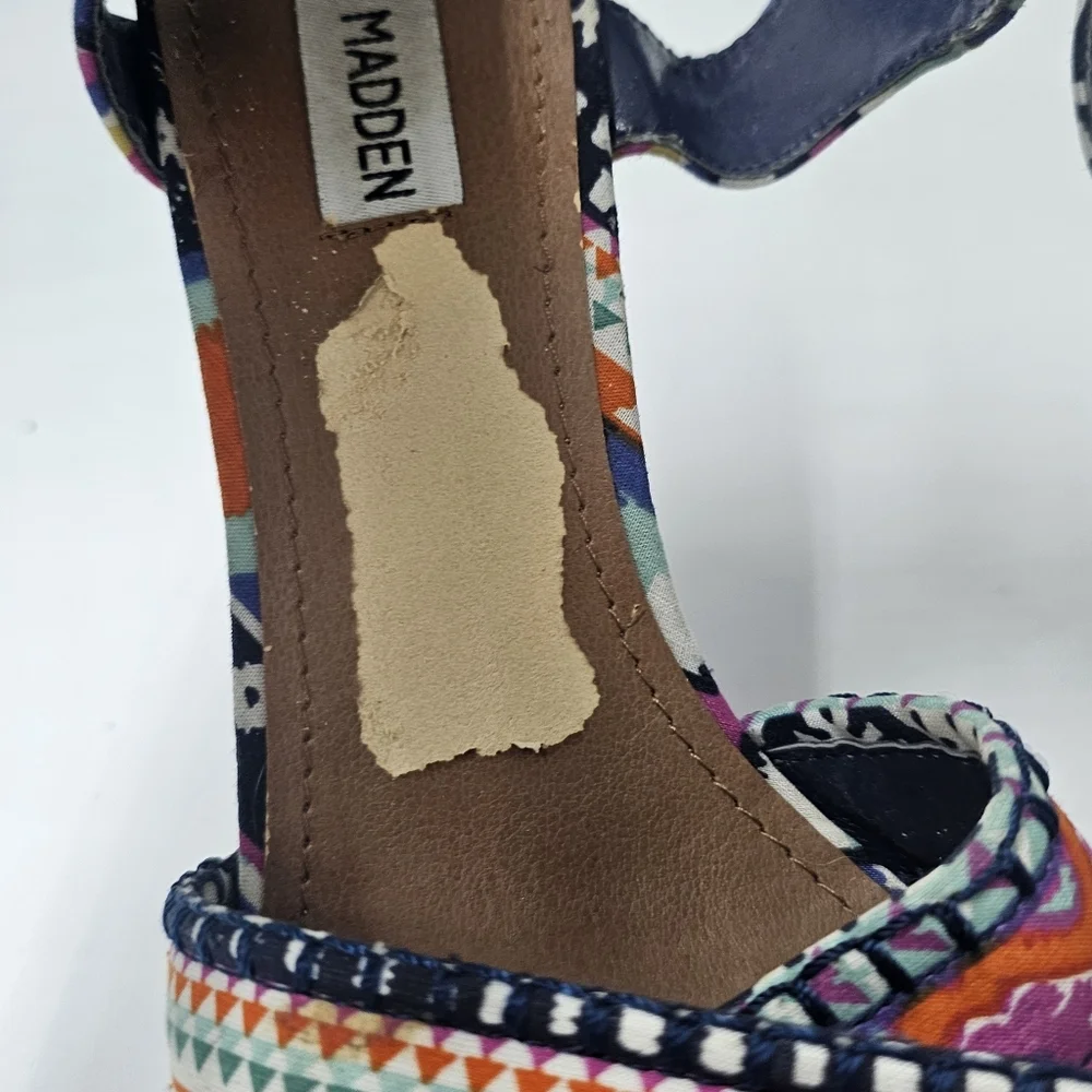 Steve Madden Winonna Aztec Fabric Platform Wedge Sandals Boho Festival Size 10